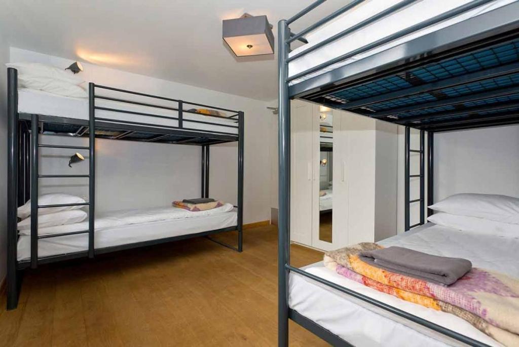 Bell House Hostel Londra Dış mekan fotoğraf